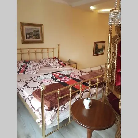 Boutique Baroque Apartamento *